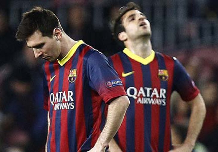 Navijači Barcelone igračima: Vi ste plaćenici! Messi, propalico! 