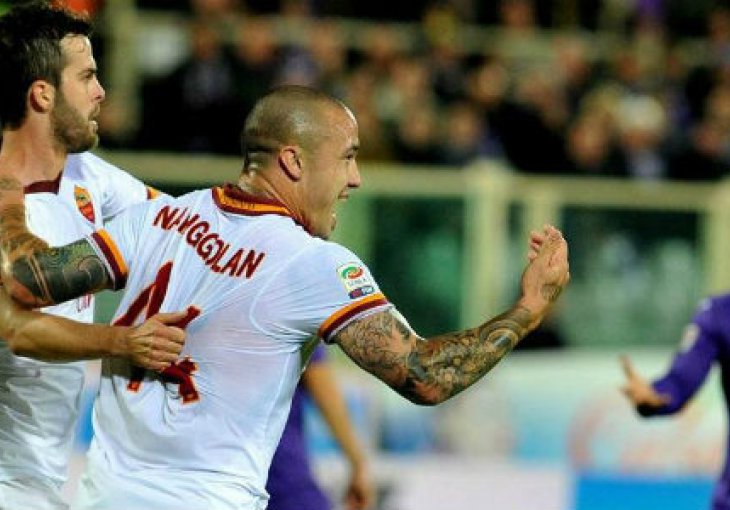 Roma slavila u Firenzi, Pjanić veoma dobar