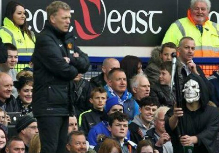 Moyes ruši tradiciju za tradicijom