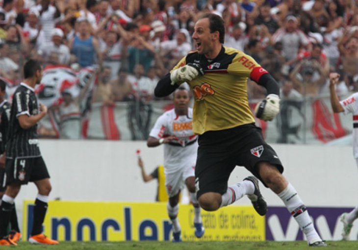 Sjajni golman zvanično trostruki Guinnessov rekorder