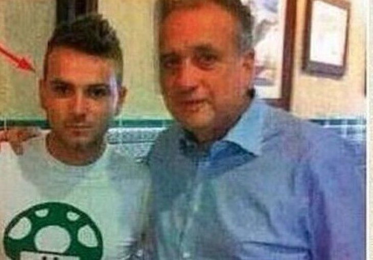 Ovo je navijač koji Daniju Alvesu bacio bananu