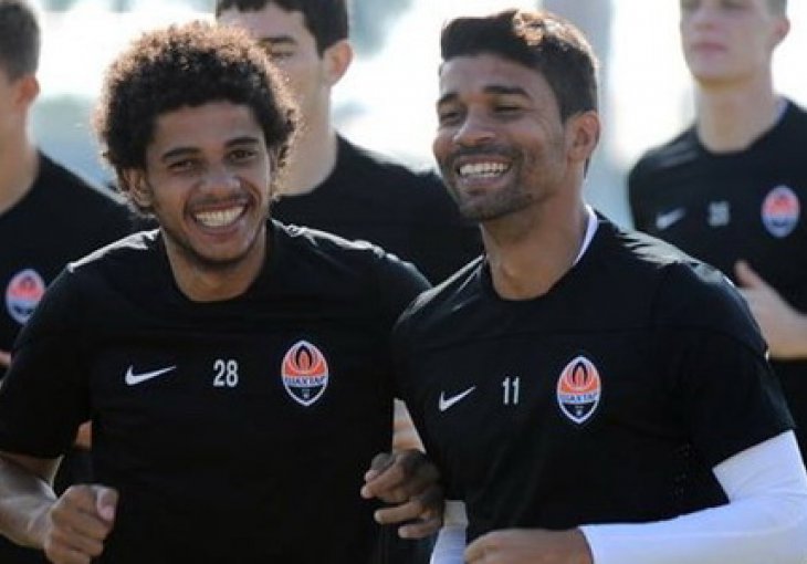 Nekadašnji igrač Arsenala na meti Olympiacosa?