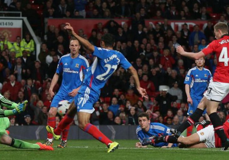 Old Trafford pod emocijama: Vidić se oprostio, Wilson se najavio