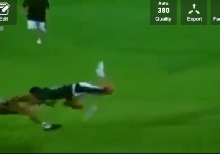 Urnebesno: Ovako nešto na fudbalskoj utakmici nikada prije niste vidjeli!