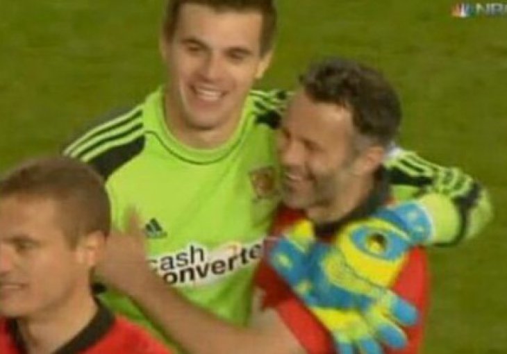 Pogledajte kako je Bosanac upropastio oproštaj Ryana Giggsa