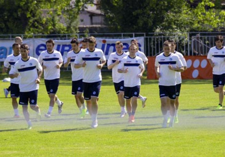 Zmajevi održali jutarnji trening, pošteđeni Kolašinac i golmani