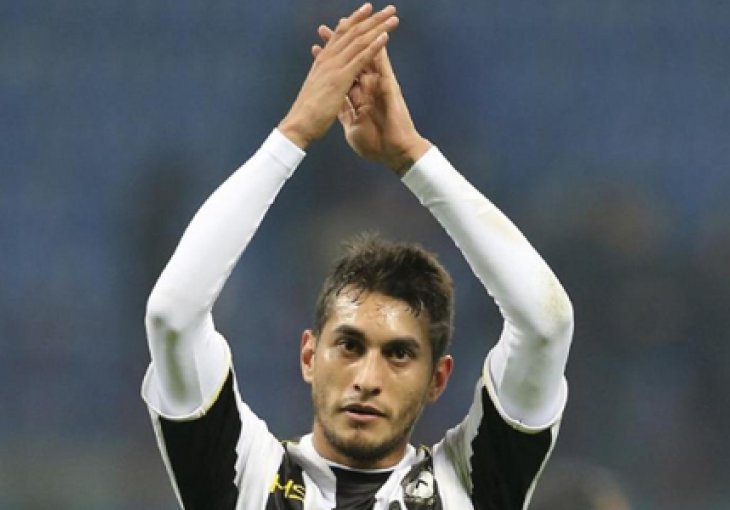 Roberto Pereyra promijenit će klub ali ne i boje dresa?