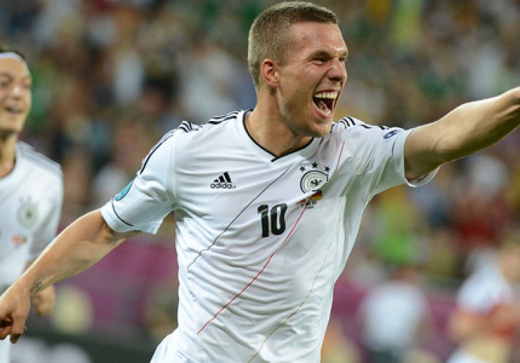 Odlična atmosfera na pripremama Elfa: Podolski je doveo do vrhunca