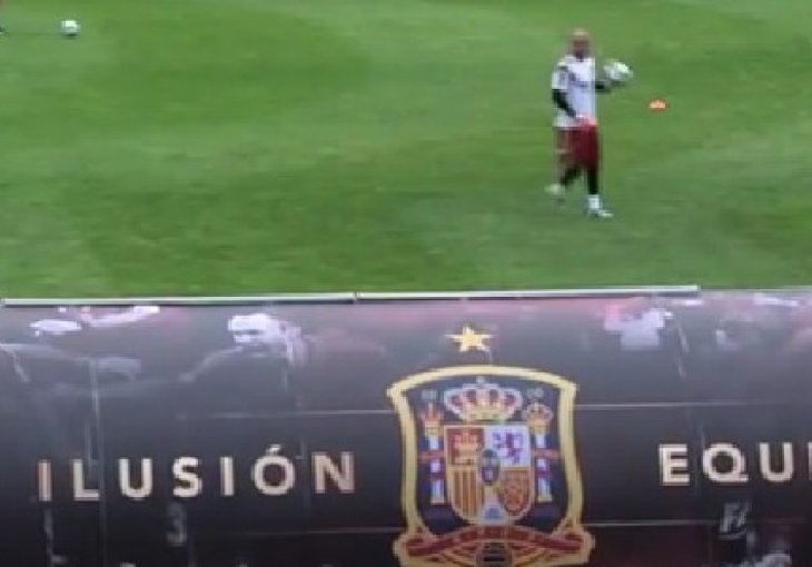 Juan Mata postigao golčinu na treningu španske reprezentacije