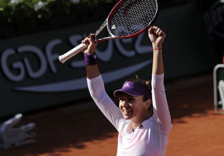 Halep se pridružila Petkovićevoj u polufinalu Roland Garrosa