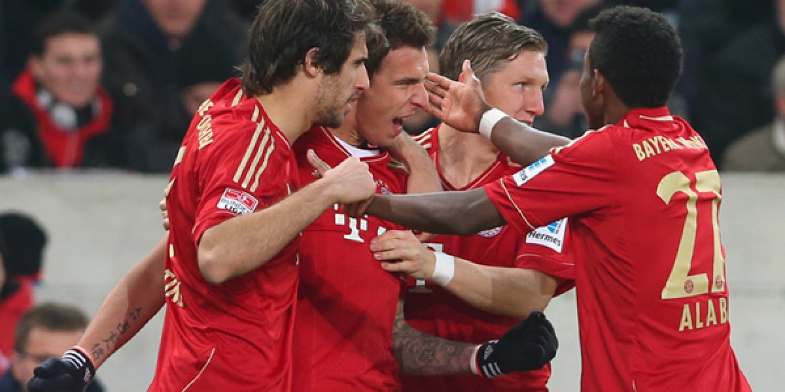 Javi-Martinez-Mario-Mandzukic-Bastian-Schweinteiger-David-Alaba-of-Bayern-Munich