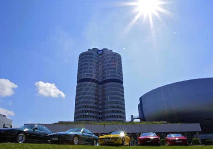 BMW Serija 8 proslavila četvrt vijeka postojanja!