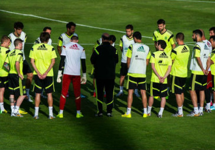 Ko kaže da je tiki-taka mrtva?