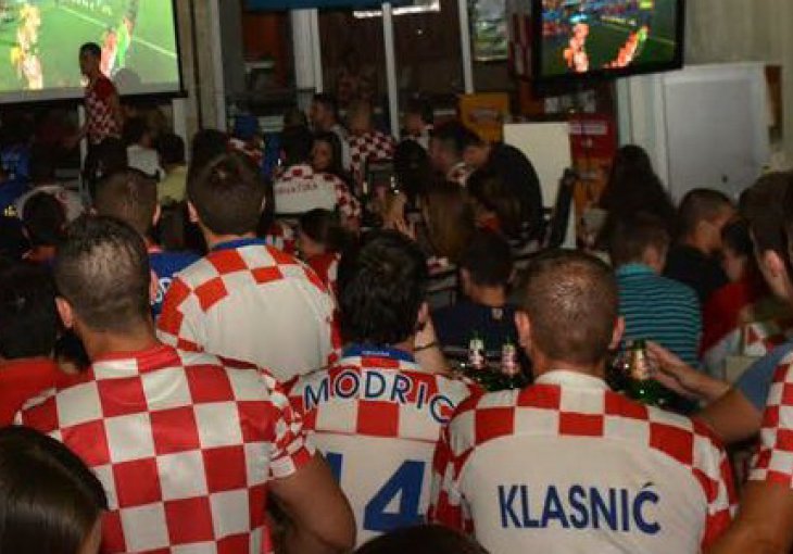 Već prvi incidenti: U Mostaru napadnut fotoreporter portala Klix.ba