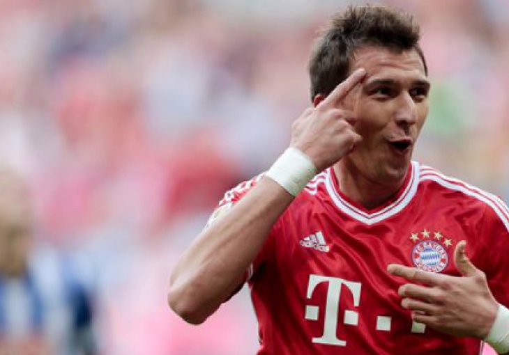 Wenger večeras pregovara s Mandžukićem