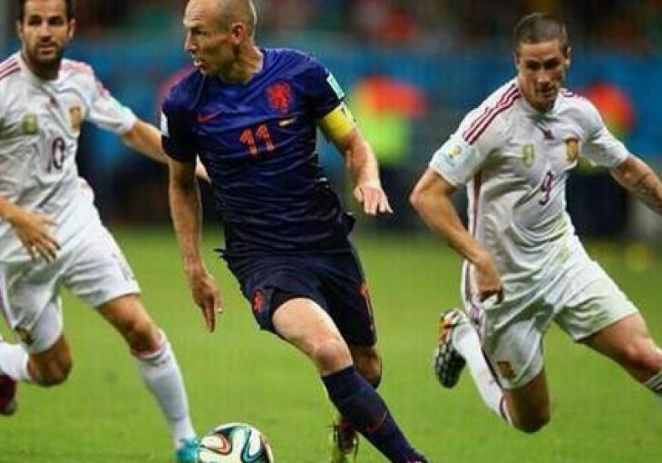 Fernandu Torresu se ponovo smije fudbalska planeta