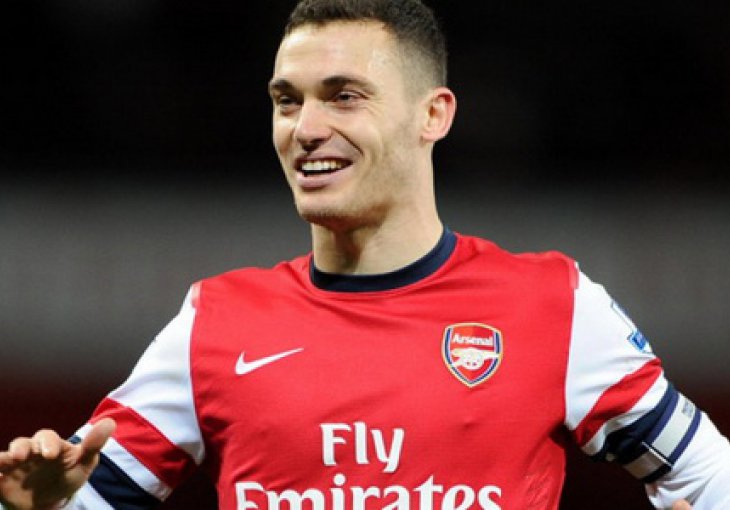 Vermaelen progovorio o transferu u Manchester United