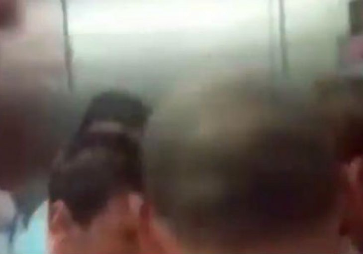 Srećković: Navijač zalutao u lift sa reprezentativcima!