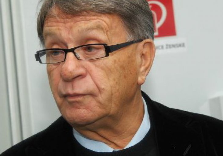 Ćiro: 