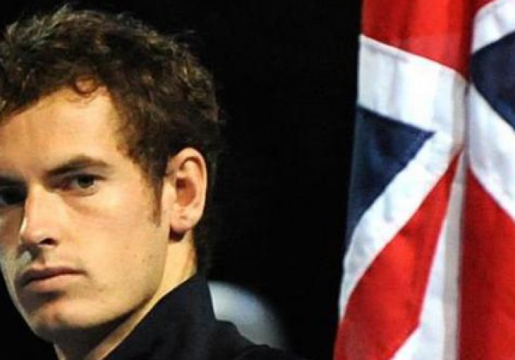 Murray: Rooneyja ne pitaju o mojim mečevima