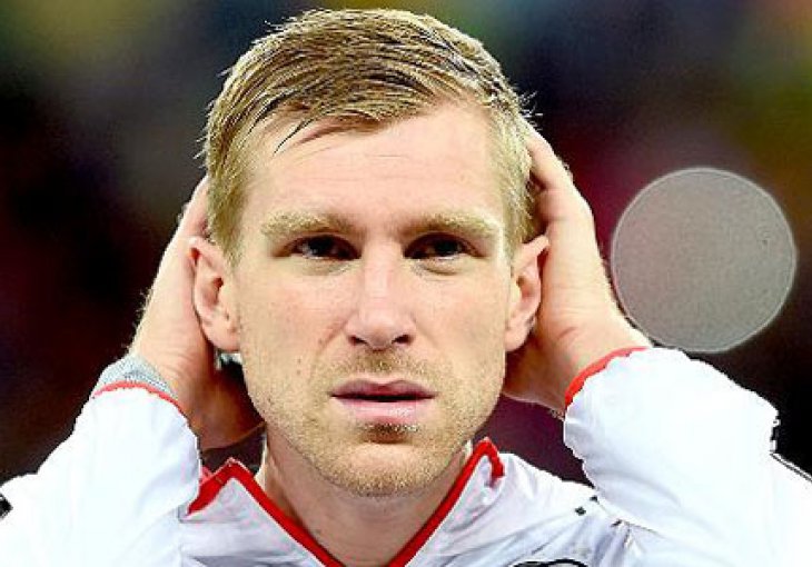 Mertesacker ogorčen nakon meča sa Barcom: Nismo zaslužili ništa
