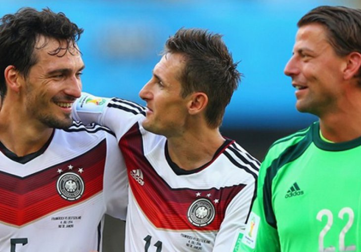 Löw: Napredujemo iz meča u meč