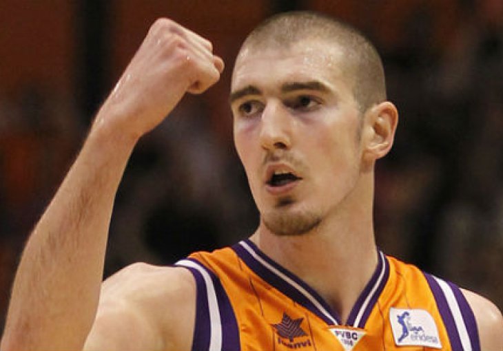 Francuski reprezentativac potpisao za CSKA