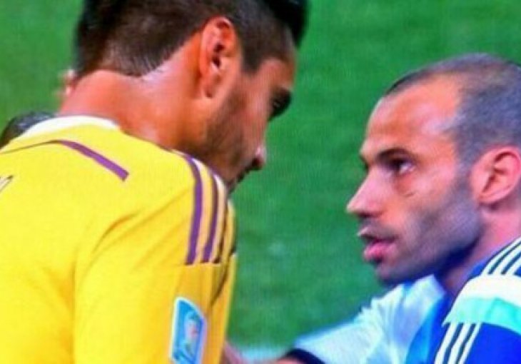 Mascherano motivisao golmana Romera