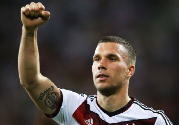 Podolski odao počast žrtvama Srebrenice