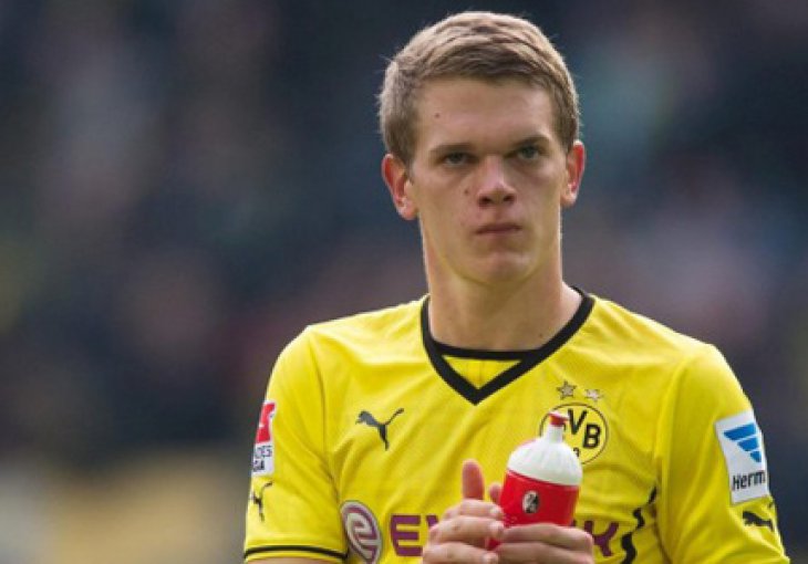 Da li je ovo znak da Hummels odlazi: Ginter u Dortmundu