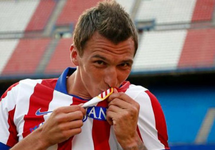 Mario Mandžukić izazvao haos, policija imala pune ruke posla