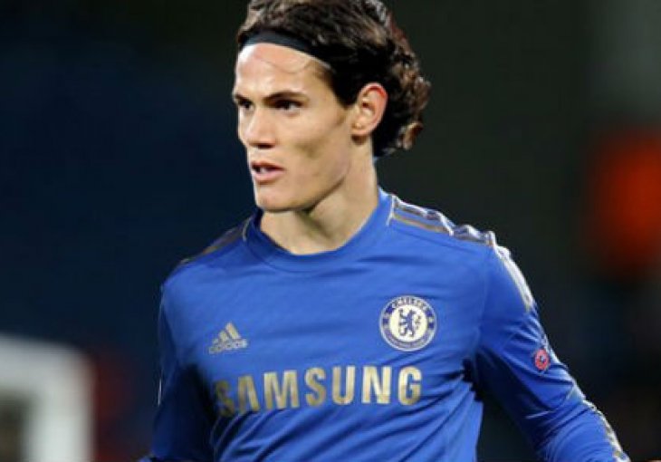 Chelsea želi oteti Cavanija Van Gaalu