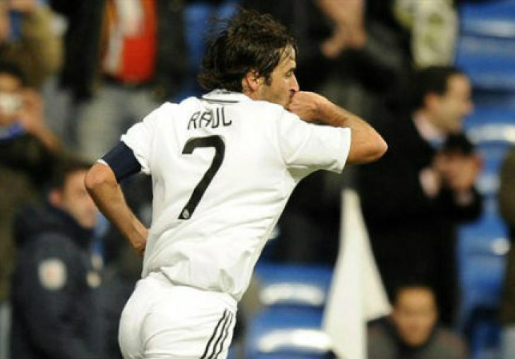 Povratak Raula na Bernabeu?