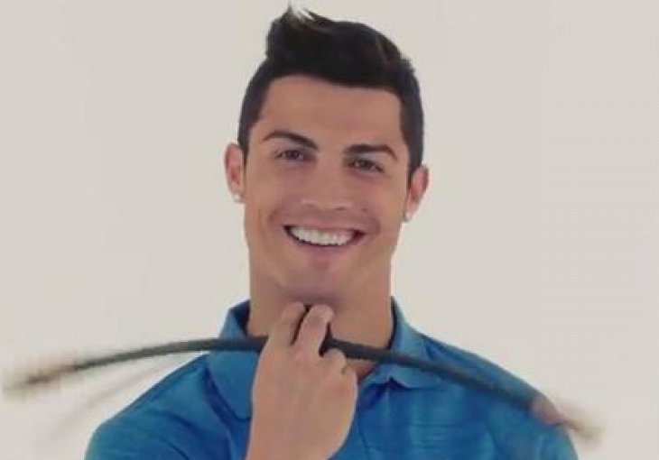 Šta to reklamira Cristiano Ronaldo?