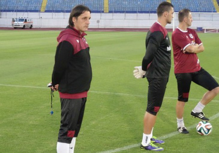 Fudbaleri Sarajeva trenirali na Peristeri stadionu: Sve miriše na uspjeh