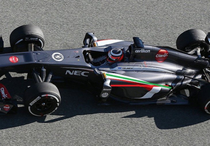 Sauber će zadržati Ferrarijeve motore uprkos problemima