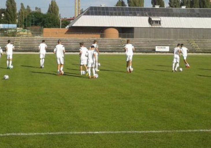 Okupili se mladi nogometaši BiH: Sutra kontrolni susret