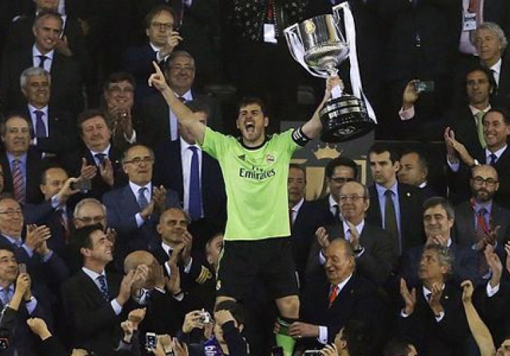 Iker Casillas - zvanično najbolji kapiten u historiji fudbala