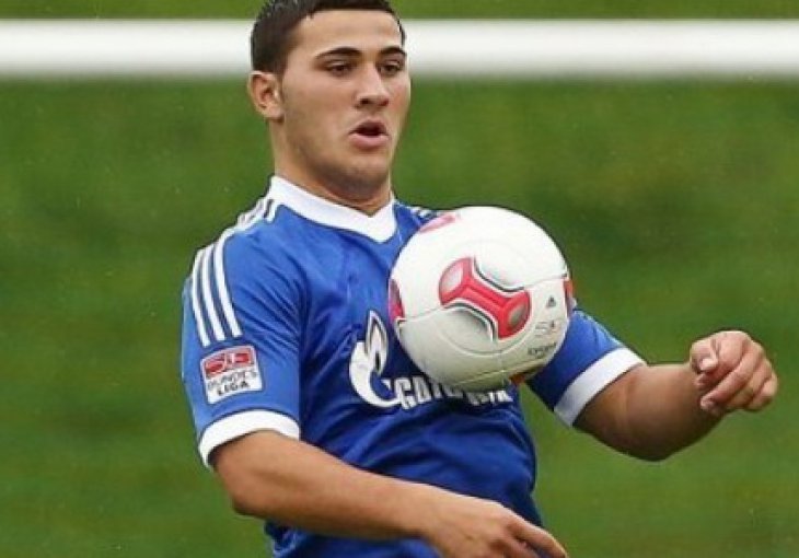 Kolašinac: Neću čitav život igrati za Schalke, bilo bi sjajno zaigrati za United