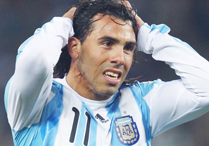 Martino kao Sabella: Tevez opet izostavljen sa spiska