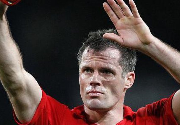 Gospodine Carragher, da li te je Suarez ikada ugrizao?