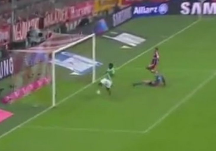 Promašaj stoljeća na otvaranju Bundeslige