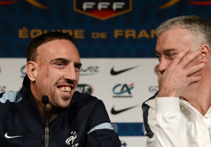 Deschamps se nada da će Ribery promijeniti odluku