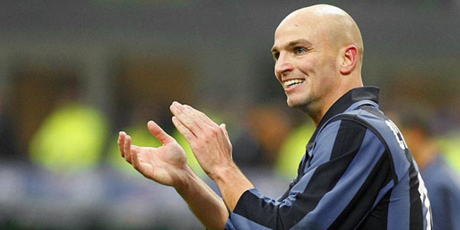 Esteban-Cambiasso_3010069b