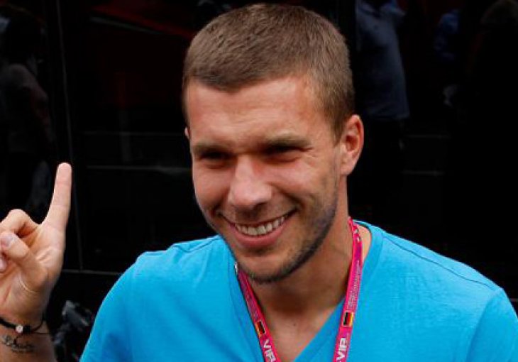 Ništa od Juventusa: Podolski prelazi u Wolfsburg