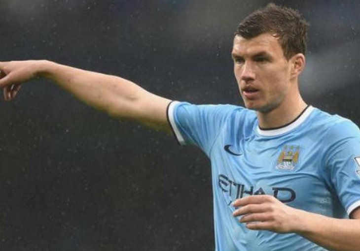 Ovako je Edin Džeko doživio večerašnju sramotu Manchester Uniteda