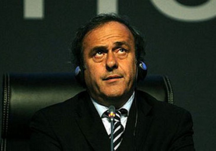 Platini: Nogomet pati zbog Seppa Blattera