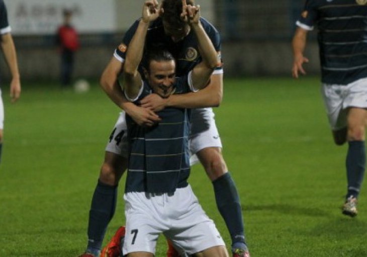 Željezničar slavio, Sarajevo uzelo bod u Zenici