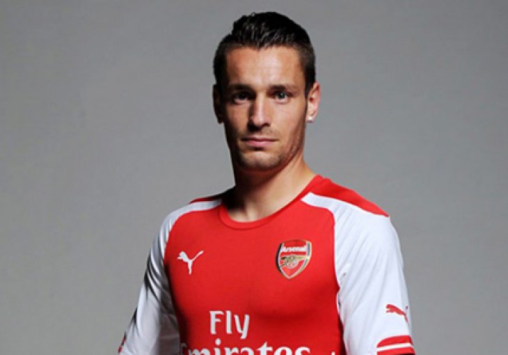 Novi problemi za Wengera: Ostao bez sjajnog defanzivca na tri mjeseca