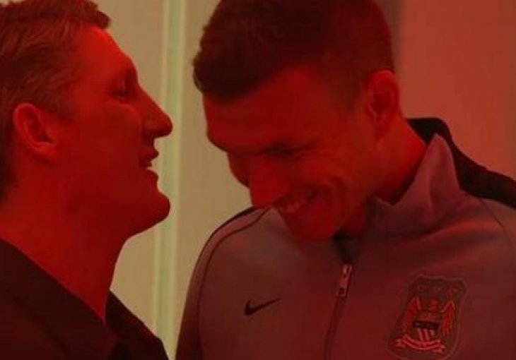 O čemu se pričali Džeko i Schweinsteiger?